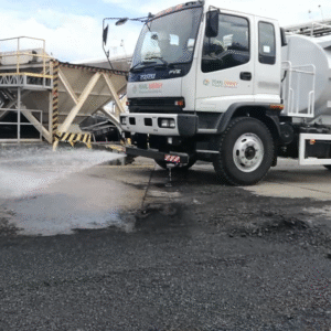 Road Street High Pressure Washer Truck Vehicle